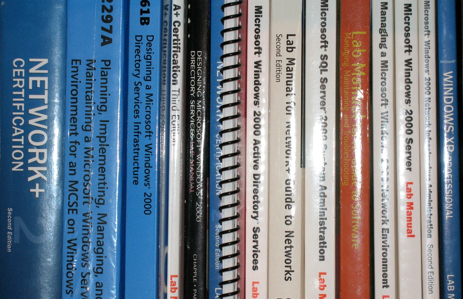 Microsoft, CompTIA and network administration training materials